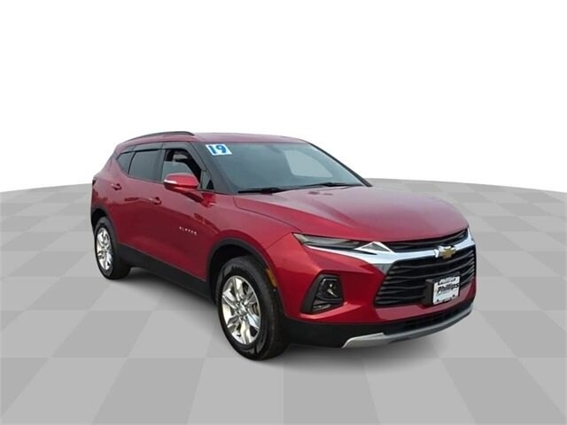 Used 2019 Chevrolet Blazer 2LT with VIN 3GNKBCRS6KS661026 for sale in Bourbonnais, IL