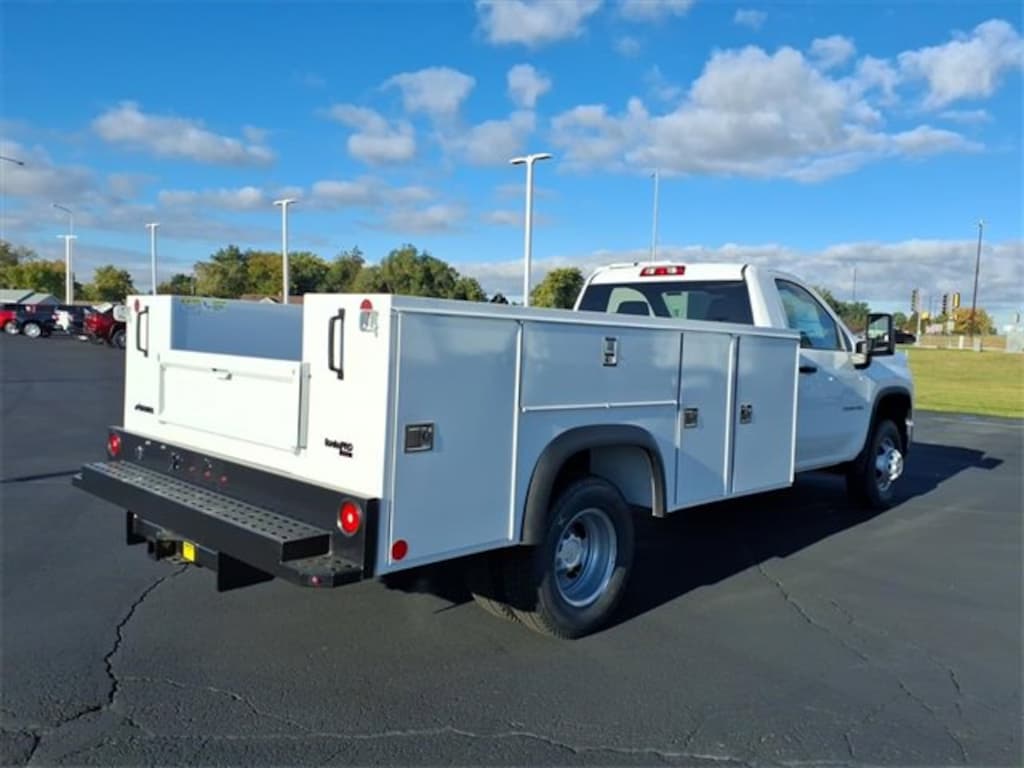 New 2025 Chevrolet Silverado 3500 HD Chassis Cab Work Truck Truck