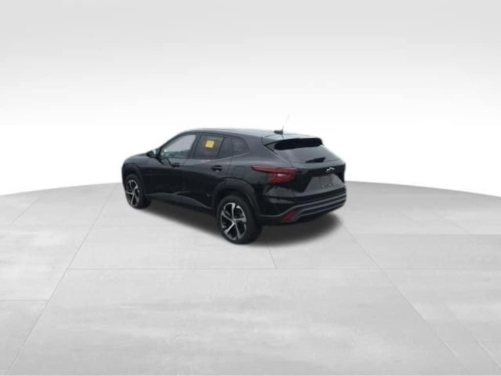 Used 2024 Chevrolet Trax 1RS SUV