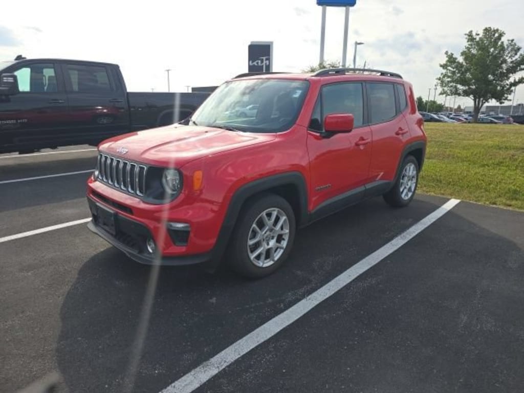 Used 2020 Jeep Renegade Latitude FWD SUV