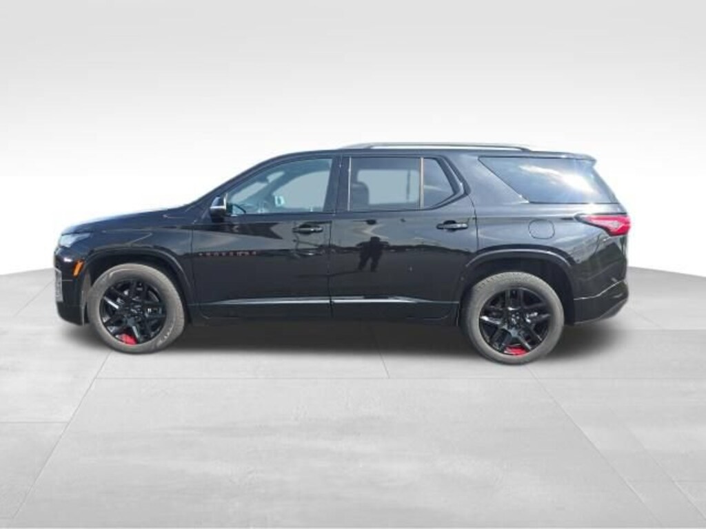 Used 2023 Chevrolet Traverse Premier SUV