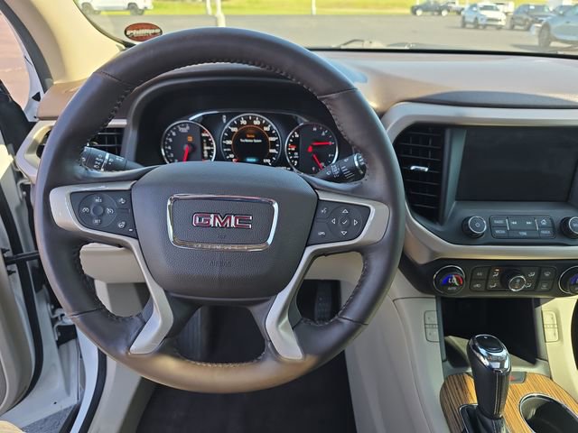 2017 GMC Acadia Denali - Photo 16