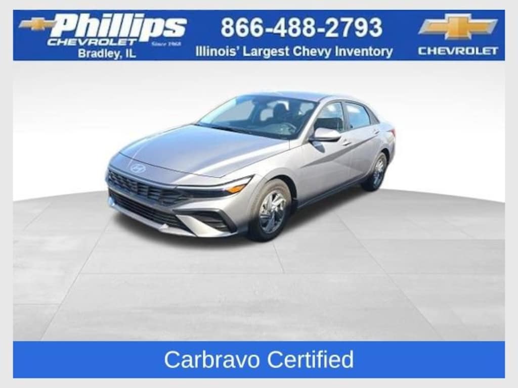 Used 2025 Hyundai Elantra SE Sedan