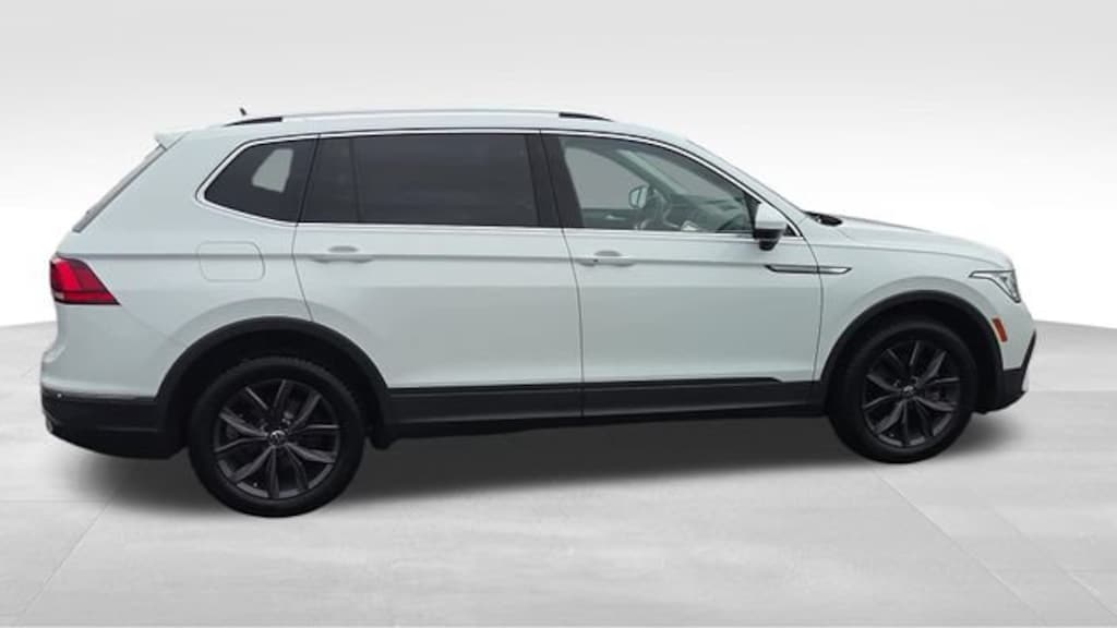 Used 2022 Volkswagen Tiguan 2.0T SE SUV