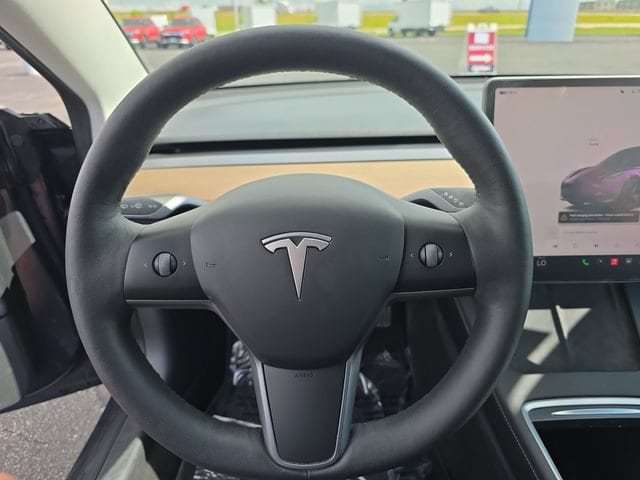 2022 Tesla Model 3 Long Range - Photo 16