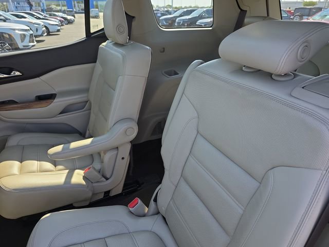 2017 GMC Acadia Denali - Photo 26