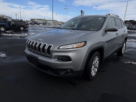 2016 Jeep Cherokee Latitude SUV