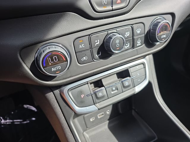 2024 GMC Terrain SLE - Photo 26