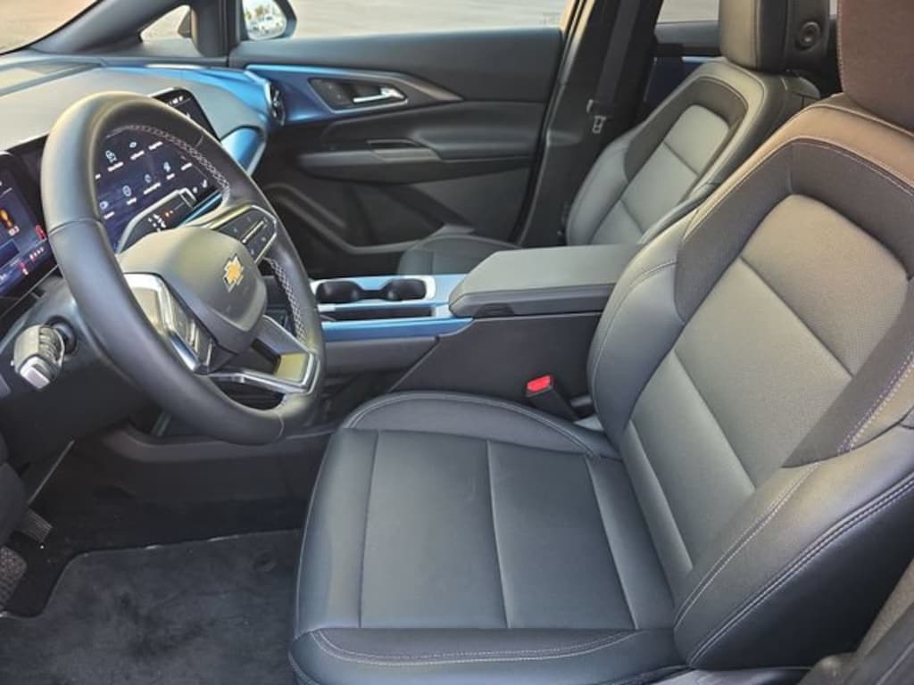 Used 2024 Chevrolet Equinox EV 2LT SUV