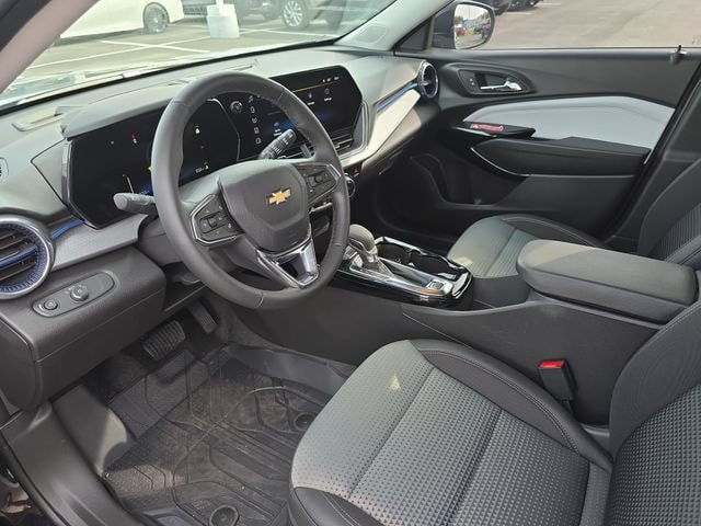 2026 Chevrolet Trax LT - Photo 16