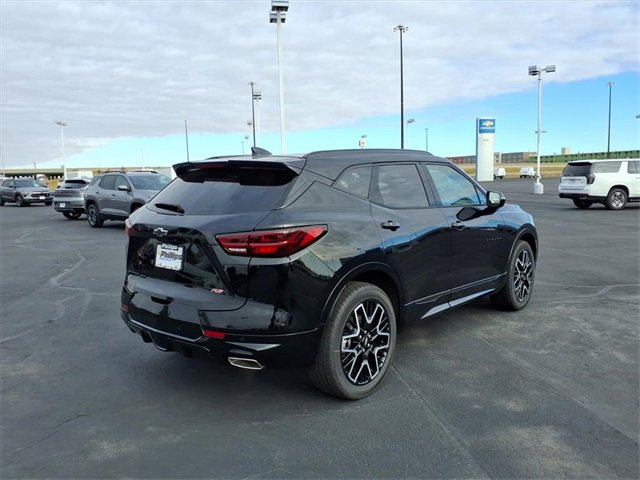 2026 Chevrolet Blazer RS photo 3