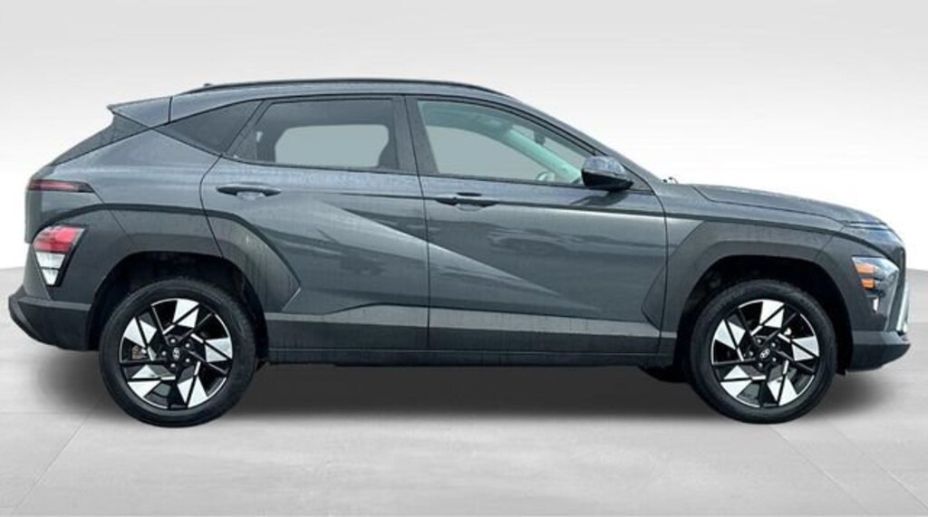 Used 2025 Hyundai Kona SEL