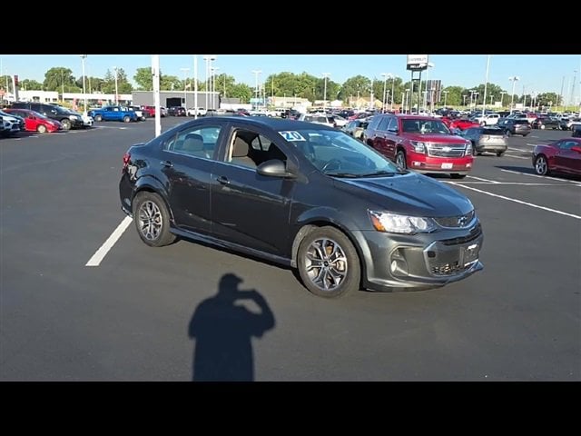 Used 2020 Chevrolet Sonic LT with VIN 1G1JD5SB7L4144347 for sale in Bourbonnais, IL