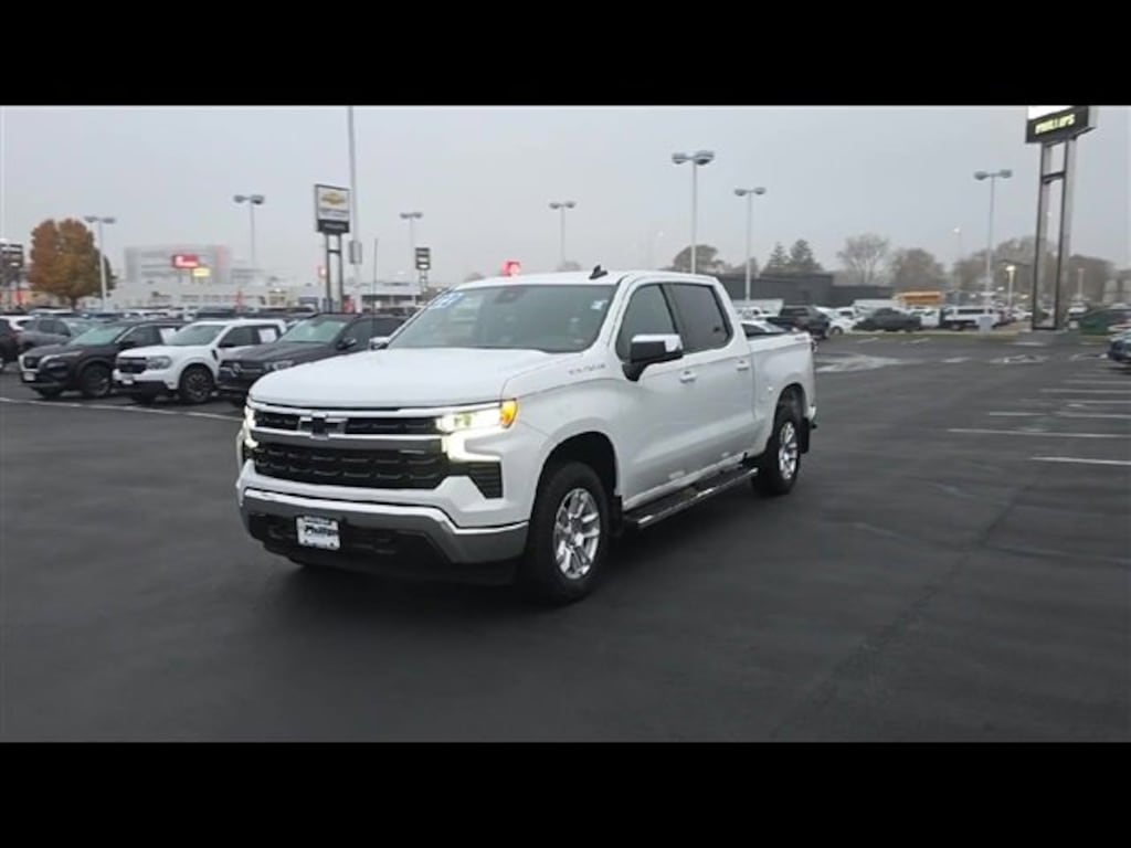 Used 2022 Chevrolet Silverado 1500 LT Truck