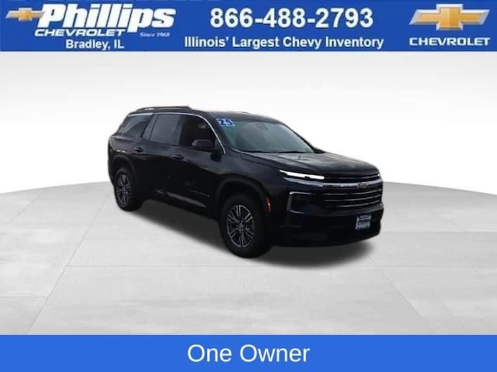 Used 2025 Chevrolet Traverse LT SUV