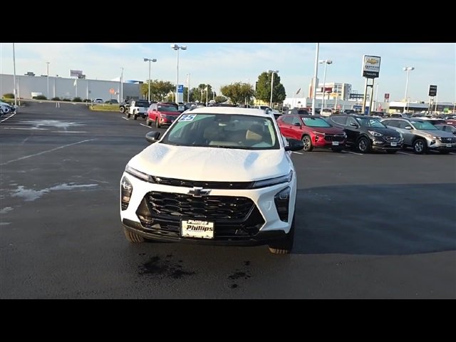 2025 Chevrolet Trax ACTIV photo 3
