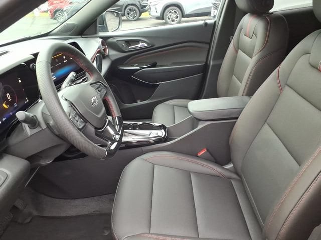 2026 Chevrolet Trax RS - Photo 11