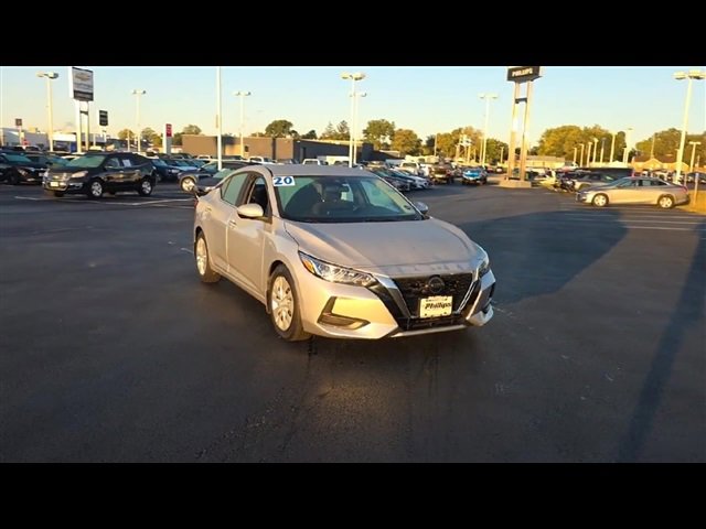 2020 Nissan Sentra S photo 3