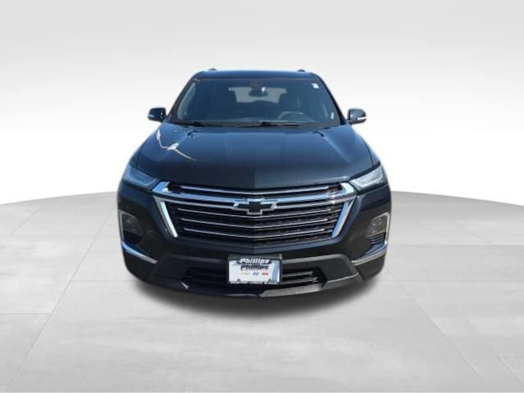 Used 2023 Chevrolet Traverse LT Cloth SUV