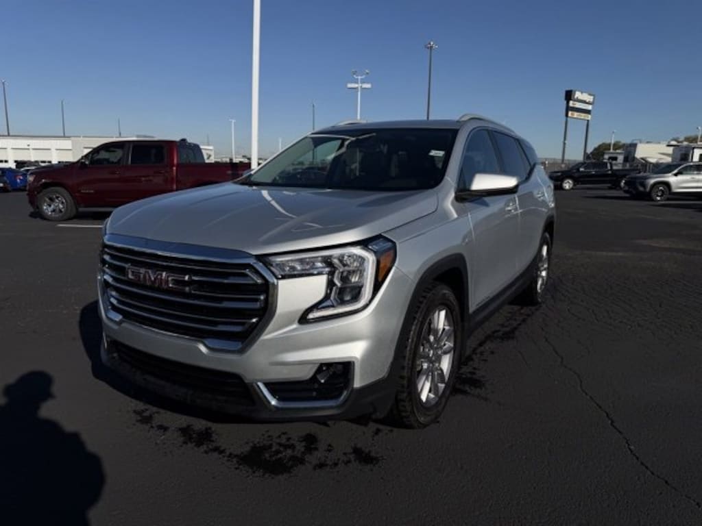 Used 2022 GMC Terrain SLT SUV