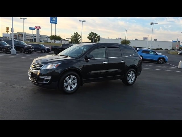 2014 Chevrolet Traverse 2LT photo 4