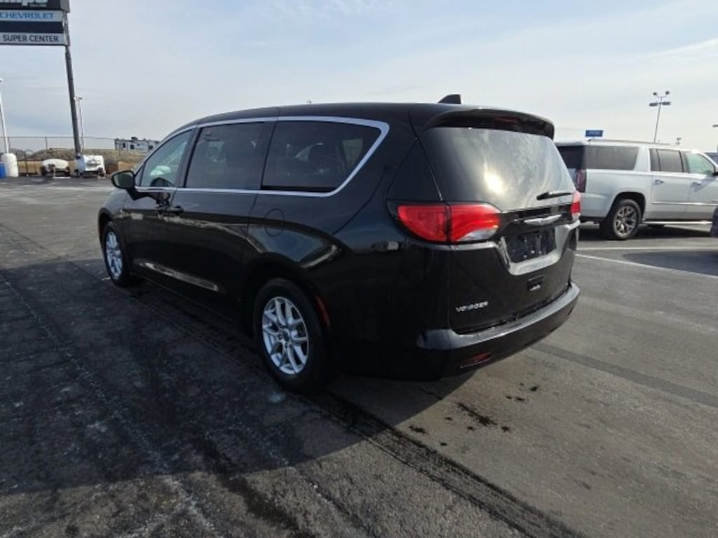 Used 2024 Chrysler Voyager LX