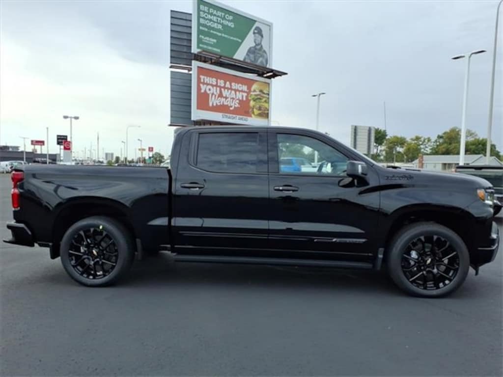 New 2026 Chevrolet Silverado 1500 High Country Truck