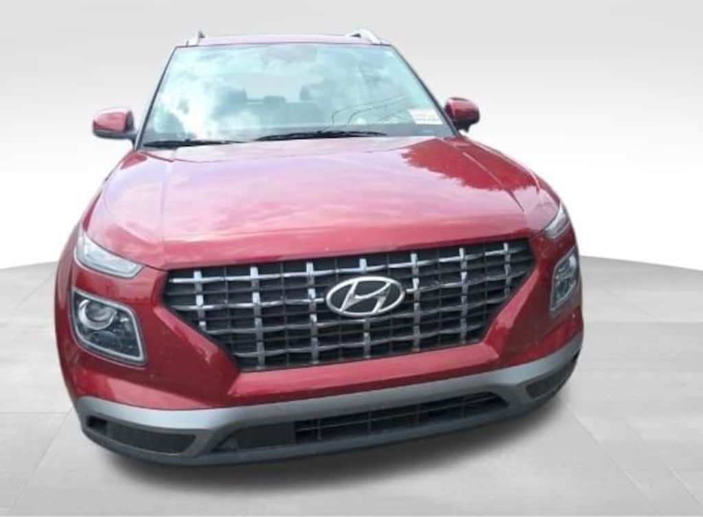 Used 2024 Hyundai Venue Limited SUV