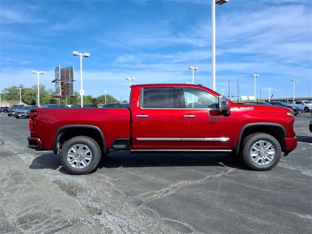 2025 Chevrolet Silverado 2500HD High Country photo 2