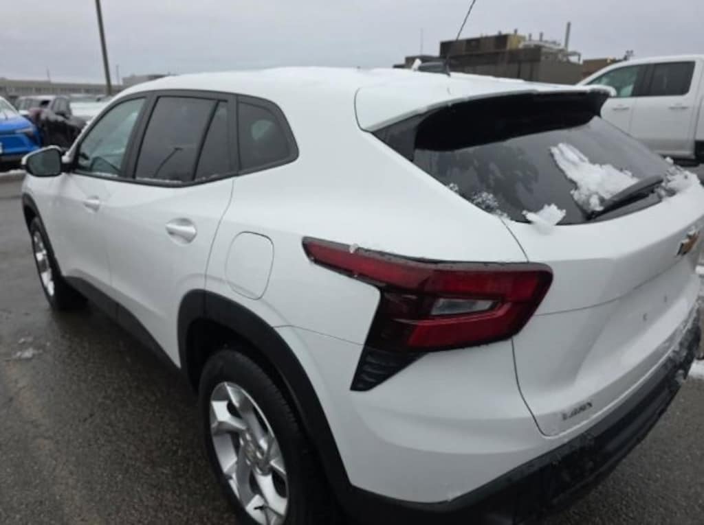 Used 2024 Chevrolet Trax LS SUV