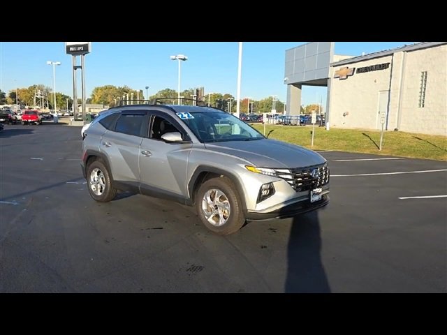 2022 Hyundai Tucson SEL photo 2