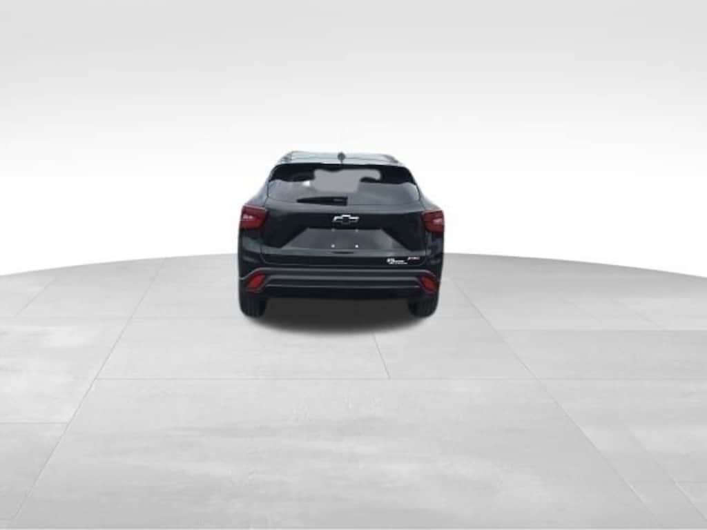 Used 2025 Chevrolet Trax 2RS SUV