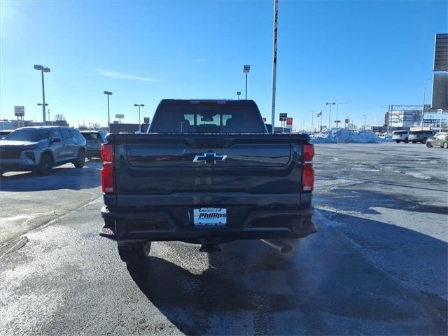 2026 Chevrolet Silverado 2500HD LT photo 2