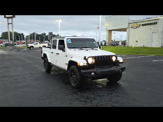 2021 Jeep Gladiator Willys photo 3