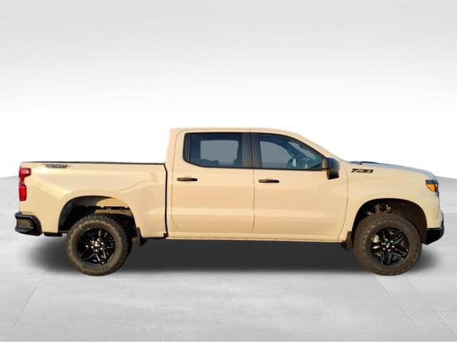 2026 Chevrolet Silverado 1500 Custom Trail Boss - Photo 2