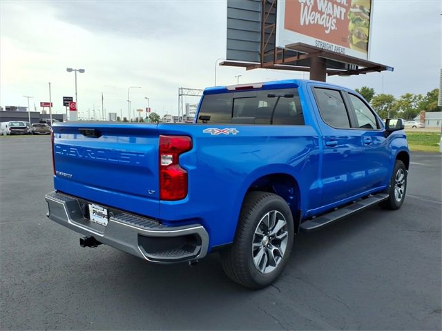 2026 Chevrolet Silverado 1500 LT photo 3