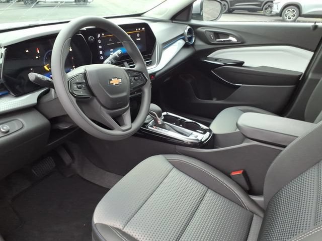 2026 Chevrolet Trax LT - Photo 10