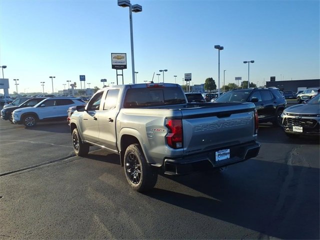2026 Chevrolet Colorado Work Truck photo 2