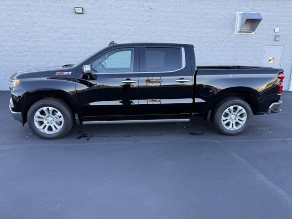 Used 2022 Chevrolet Silverado 1500 LTZ Truck
