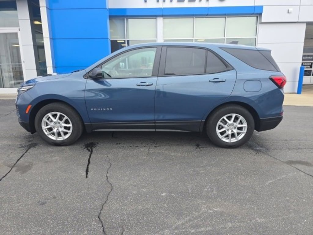 Used 2024 Chevrolet Equinox LS SUV