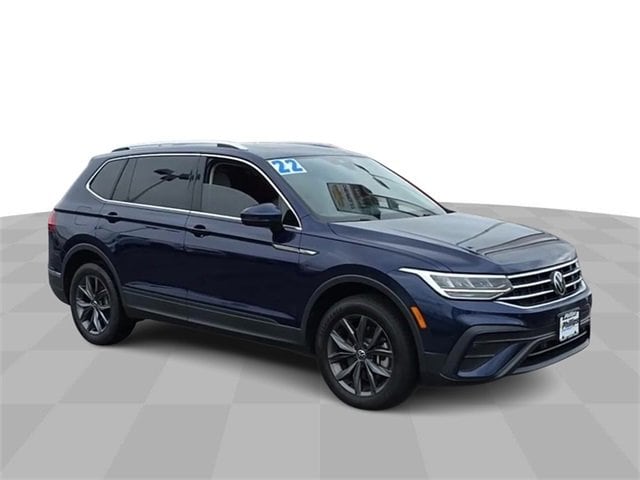 Used 2022 Volkswagen Tiguan SE with VIN 3VV2B7AX7NM129477 for sale in Bourbonnais, IL