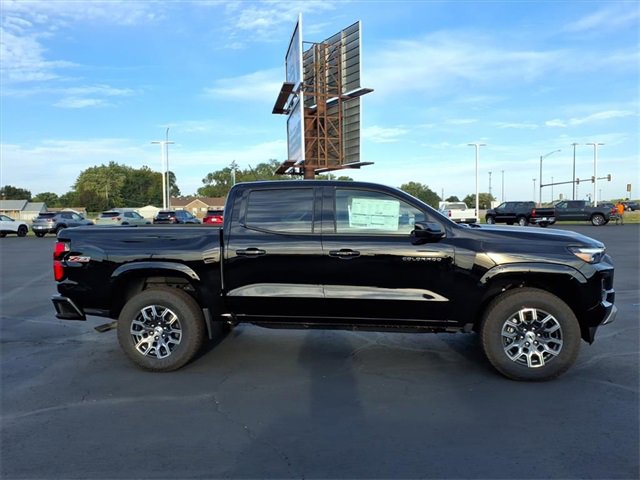 2026 Chevrolet Colorado Z71 photo 2