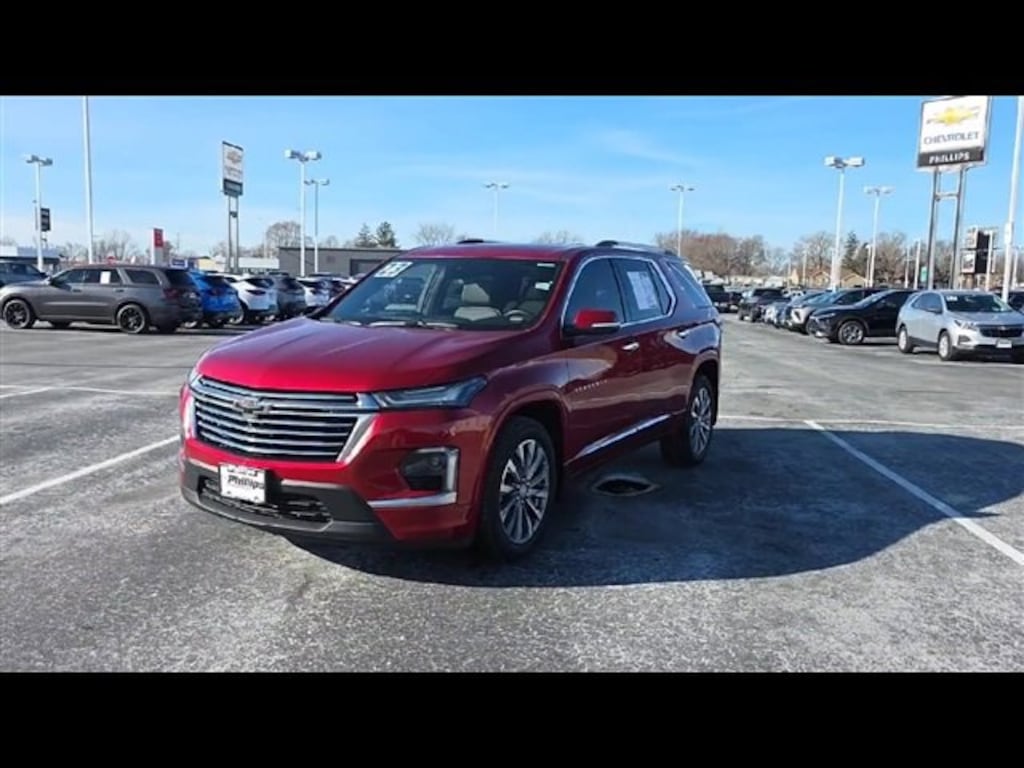 Used 2023 Chevrolet Traverse Premier SUV