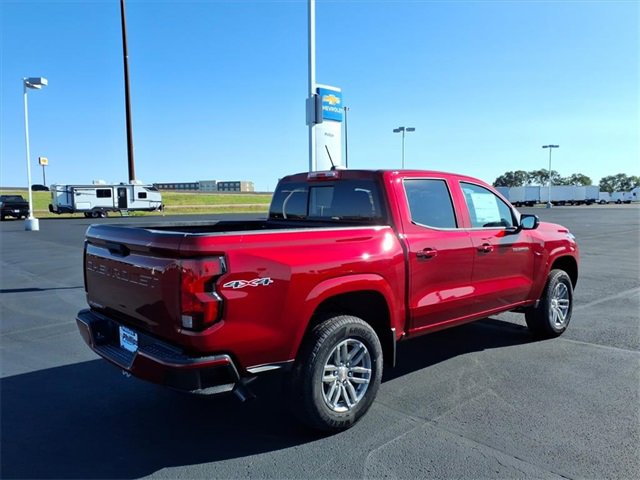 2026 Chevrolet Colorado LT photo 3