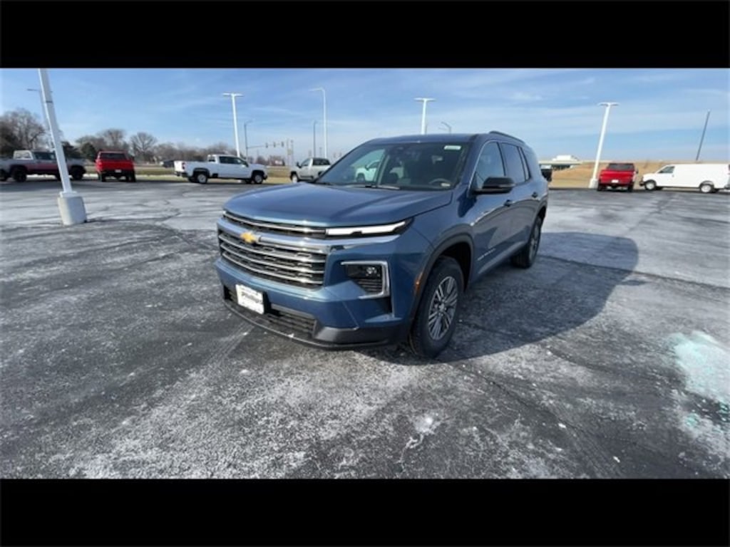 New 2026 Chevrolet Traverse LT SUV
