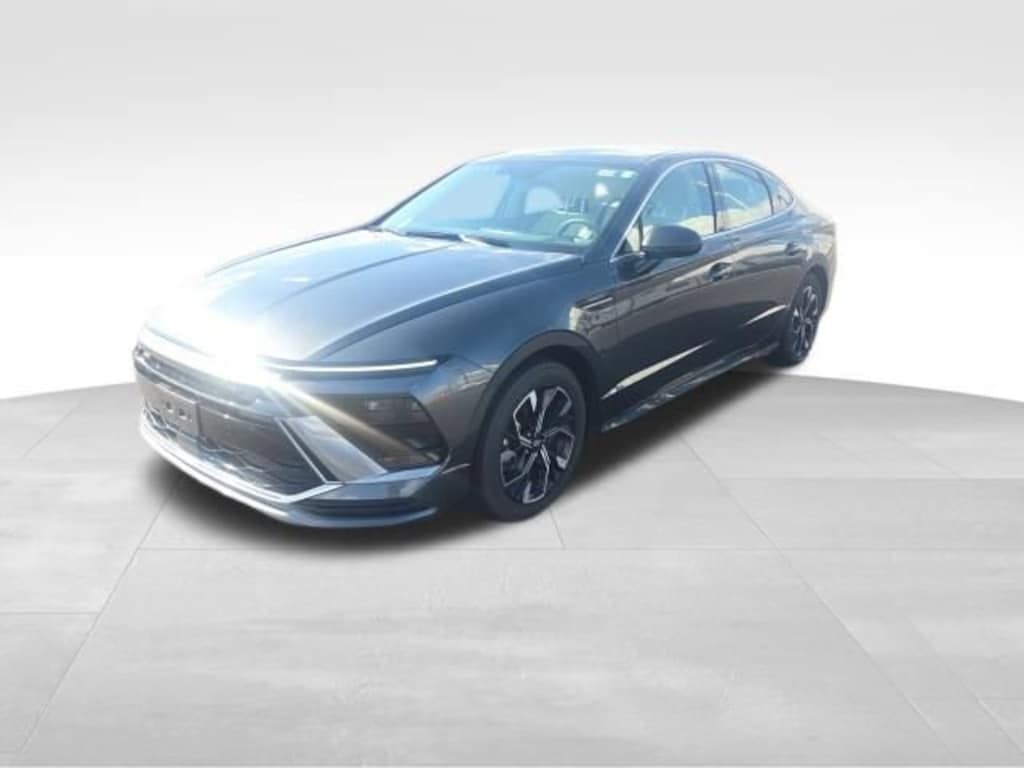 Used 2025 Hyundai Sonata SEL Sedan