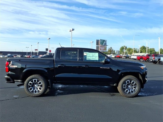 2026 Chevrolet Colorado Z71 photo 2
