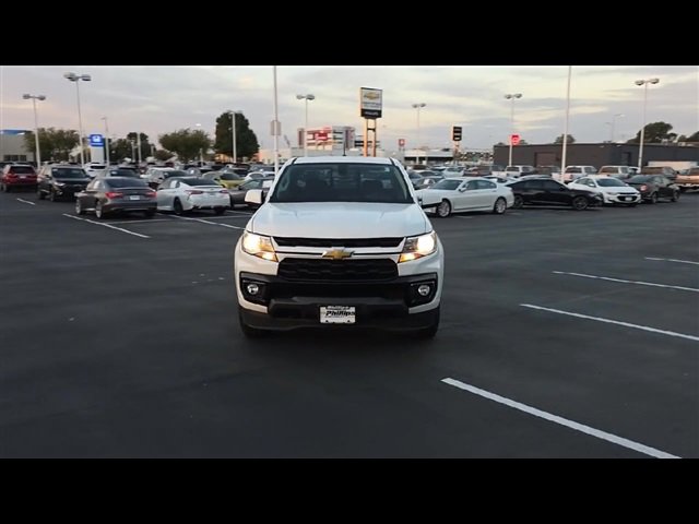 2022 Chevrolet Colorado LT photo 3