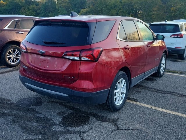 2023 Chevrolet Equinox LT photo 2