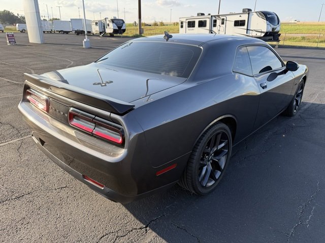 2023 Dodge Challenger R/T photo 4